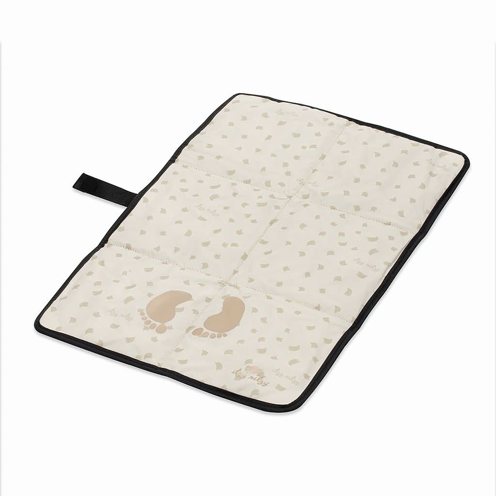 Dream Convertible™ Diaper Bag - Image 22